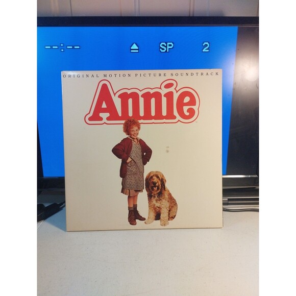 Annie (Original Motion Picture Soundtrack) - 12" LP Columbia JS 38000 1982 - Picture 1 of 5